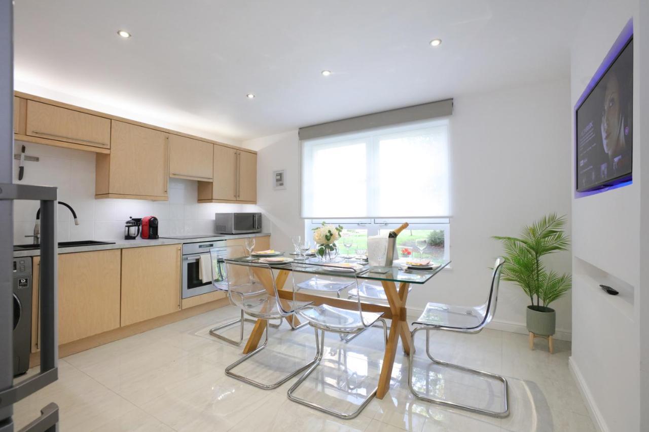 Spacious 4br Centre W/ Free Parking EDI